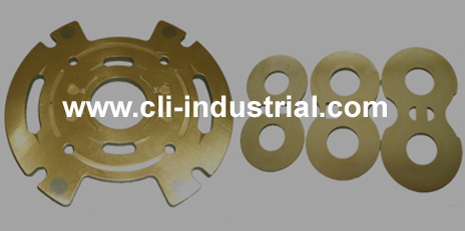 Side plate, gear pump